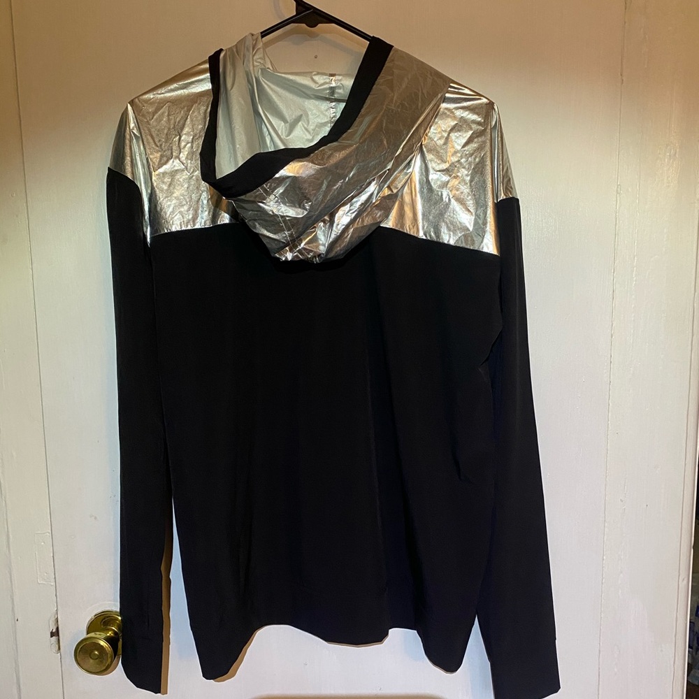 Victoria’s Secret Sport Hoodie NWT - Picture 2 of 5